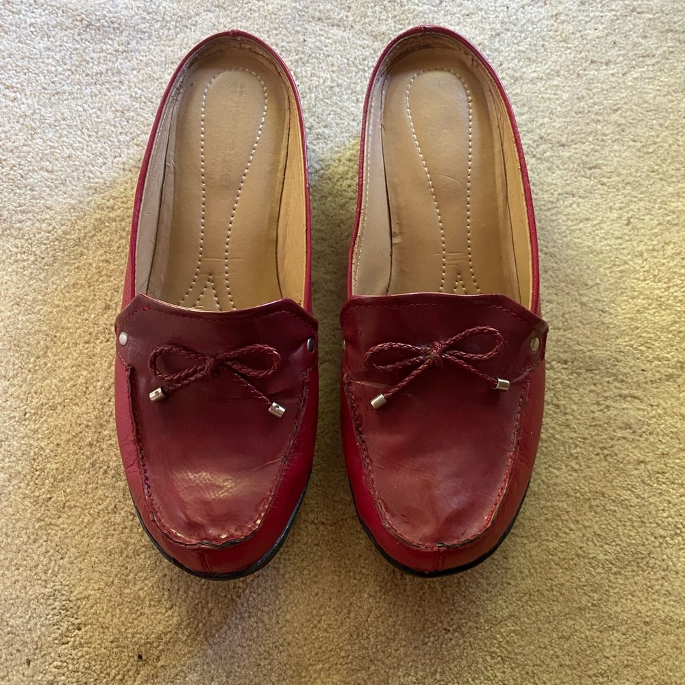 Naturalizer Red Mule 7M